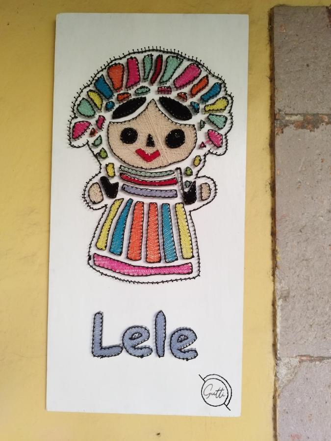 Lele Panchito Y Lavanda Juntos En El Centro Querétaro Exteriér fotografie
